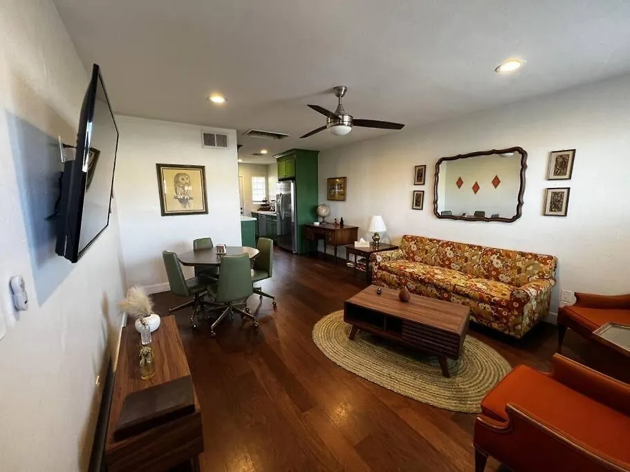 Artsy Garfield, Your Downtown Phoenix Getaway Holiday home